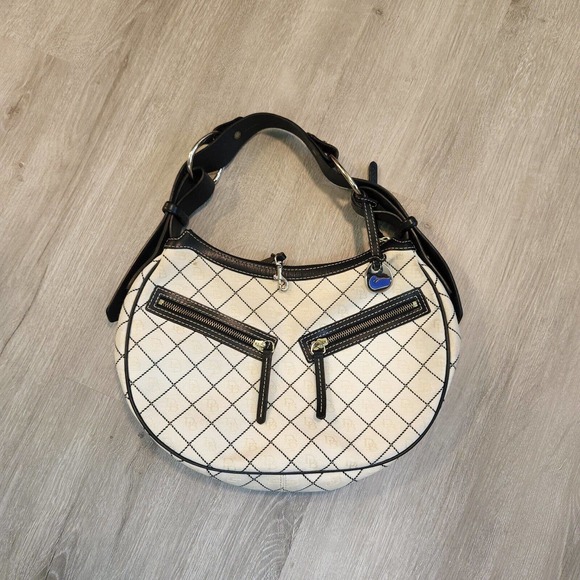 Dooney & Bourke Handbags - Dooney & Bourke Medium Shoulder Hobo Tote Signature Ivoryn